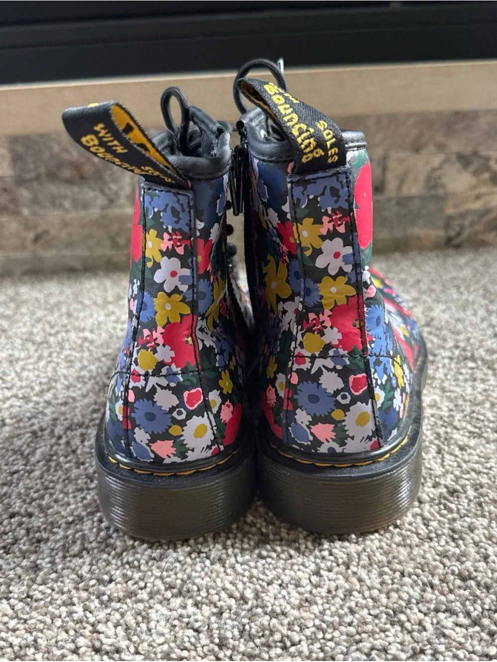 Dr. Martens Airwair 1460 Wanderflora J Boots Girls Size US 4 M nwot Floral